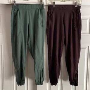 Old Navy Mid-Rise StretchTech Jogger Pants